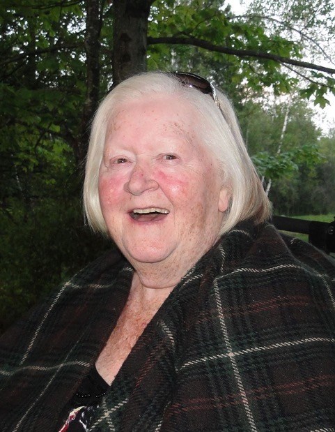 Obituary of Yolande Quesnel (Née Laferté)