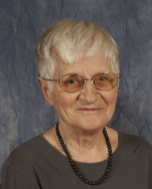 Obituary of Elisabeth 'Betty' Peters Klassen