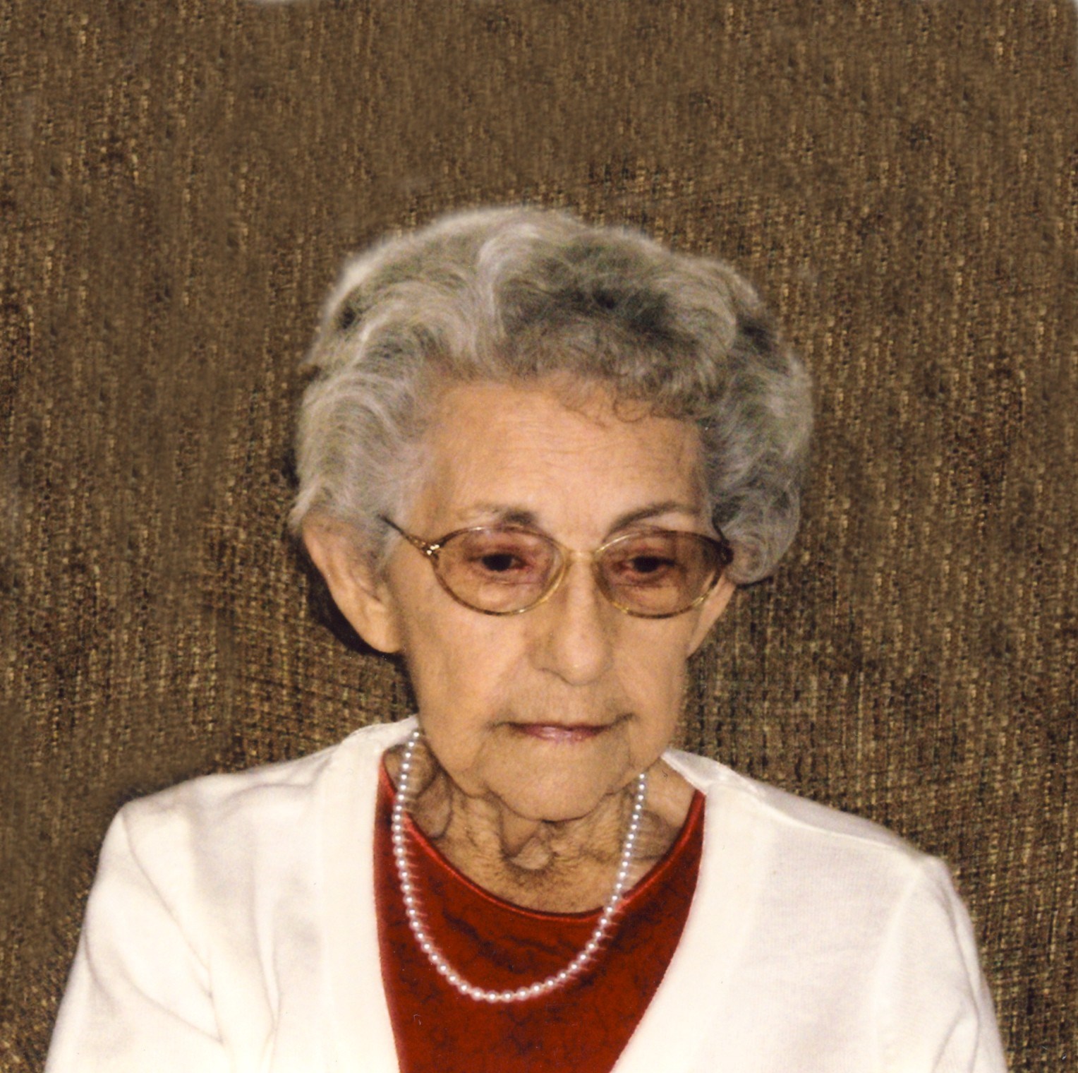 Obituary of Eleanor Louise Piner