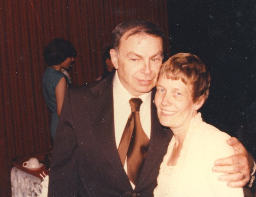 Obituary of Howard E. Simon