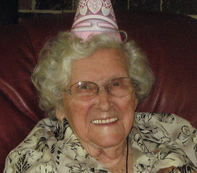 Obituary of Myrtle Smith Shields