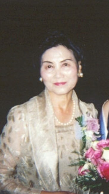 Obituary of Viola Yung Kim