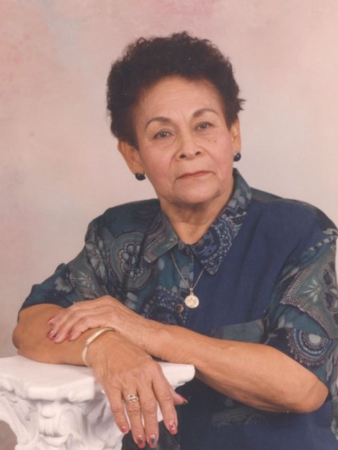 Obituary of Lucy Bravo Leon