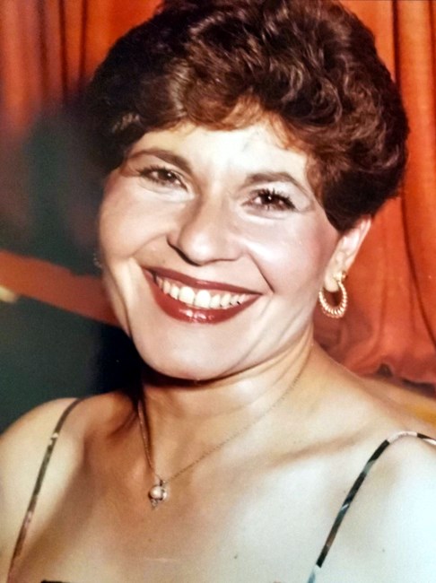 Obituary of Helen Stavrakos
