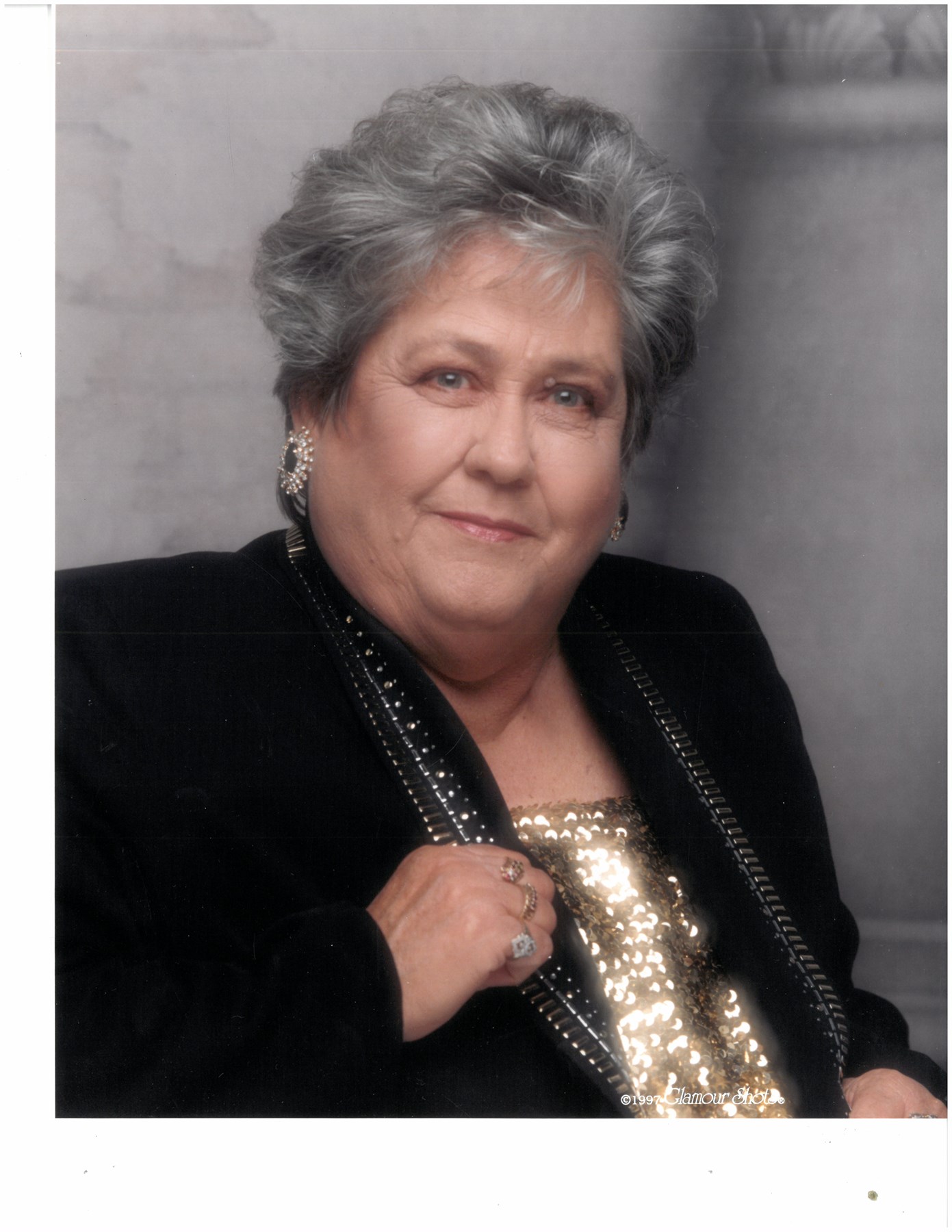 Obituary of Nadine Helen Rucker