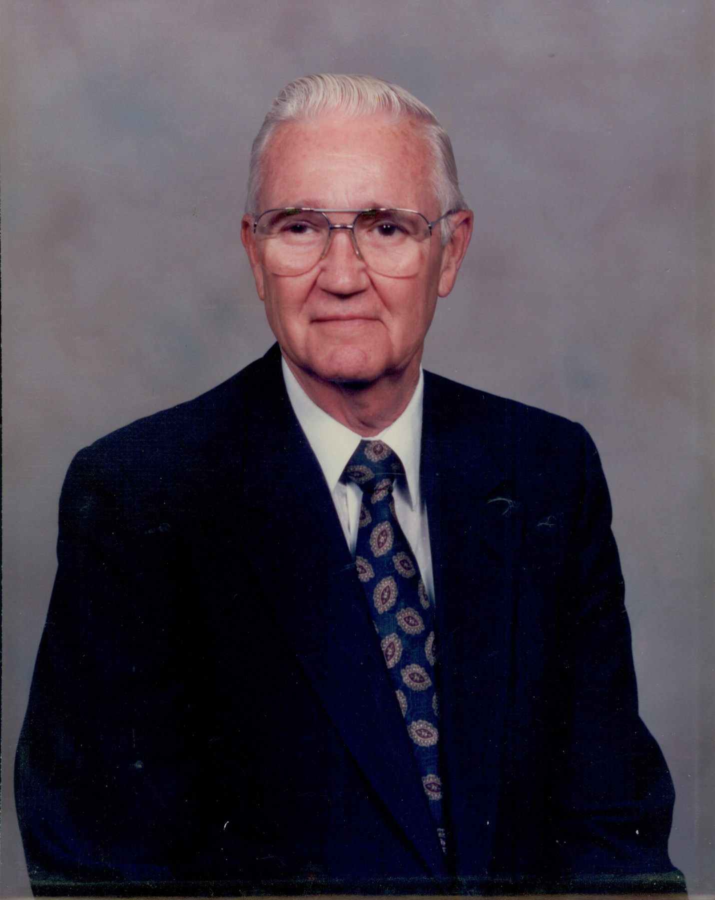 Obituary of L. Earl Crittenden