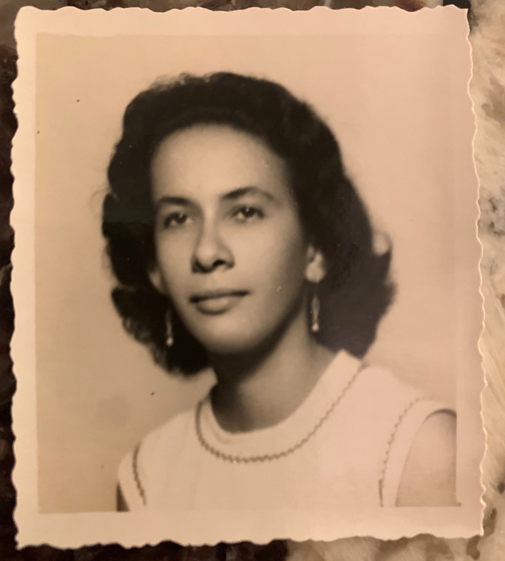 Obituary of Violeta Ramos