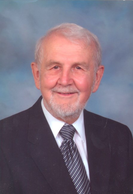 Obituary of Kenneth Walter Steinbrecher