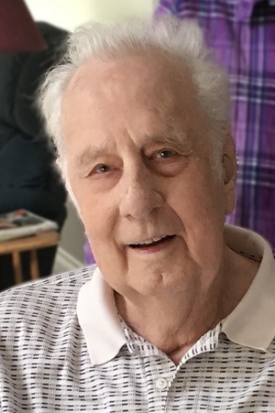 Obituary of Helmut "Mike" Milton Neufeld