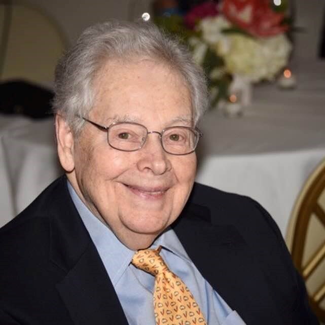 Obituary of Robert Earle Minnear