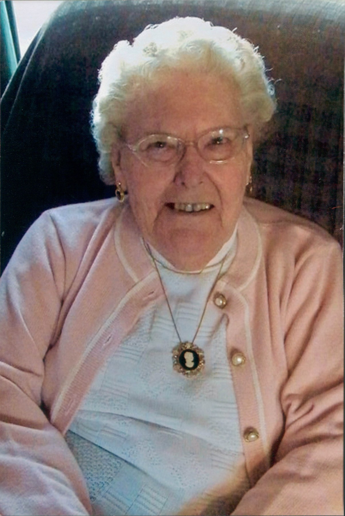 Avis de décès de Vesta Lorraine Thurber Warner