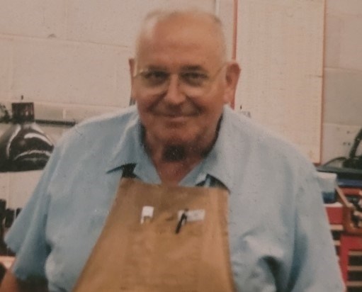 Obituary of Ansol Holiday