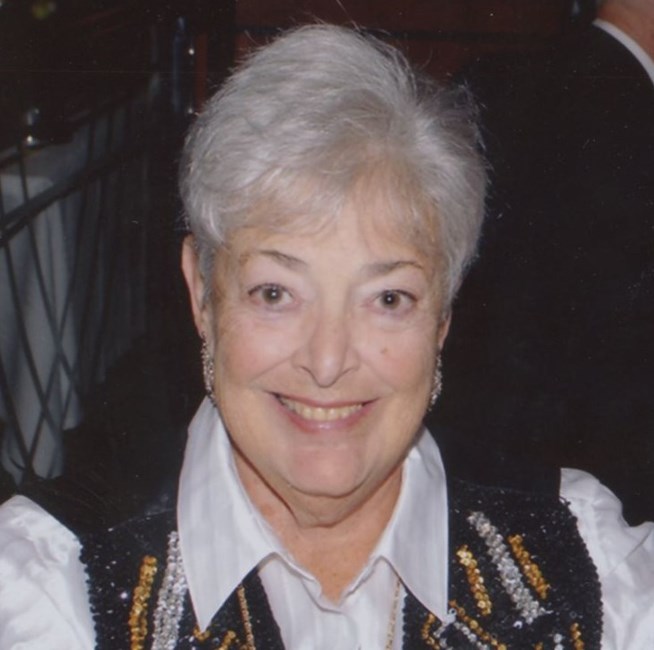 Obituary of Gloria S Dobin