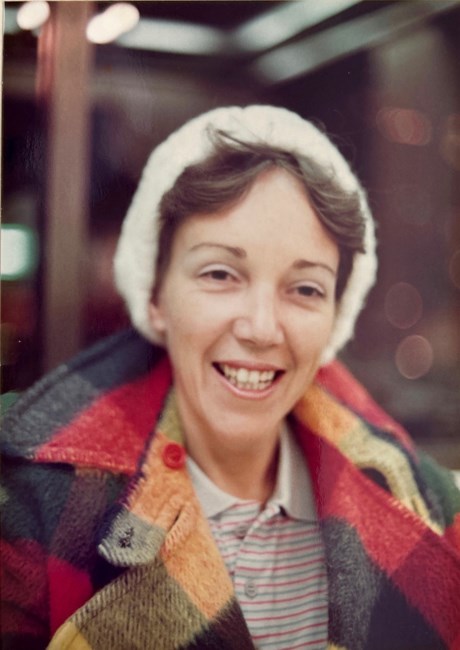 Obituary of Margaret "Margie" Claudio Houshour