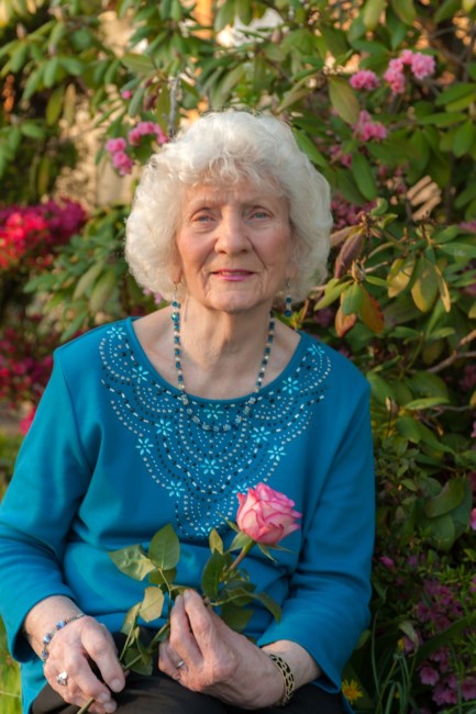 Obituary of Vivian G. Slattery