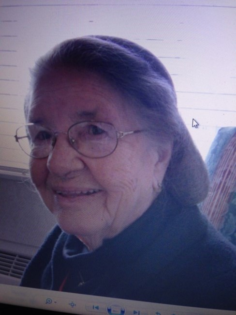 Obituary of Verna J. Hall