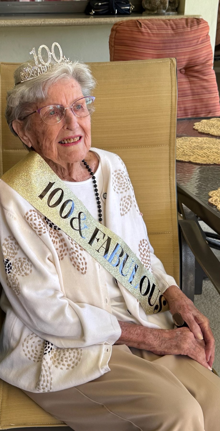 Obituary of Martha A. Holstlaw