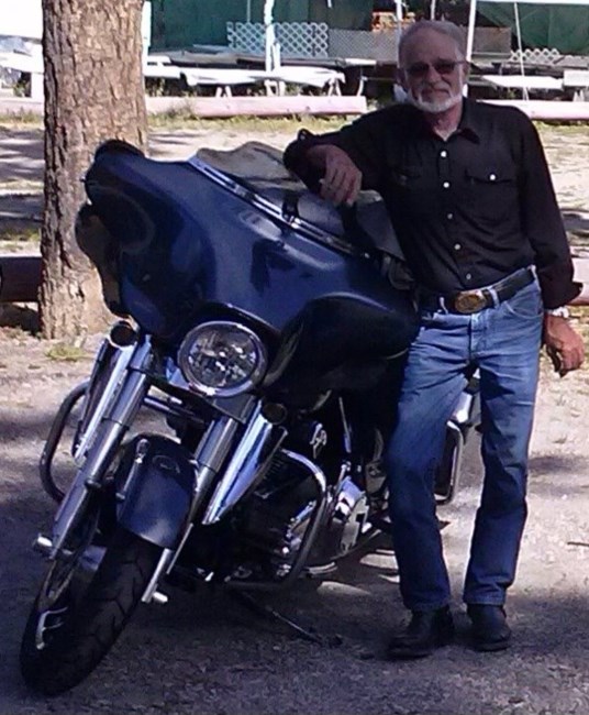 Avis de décès de Dan Clark