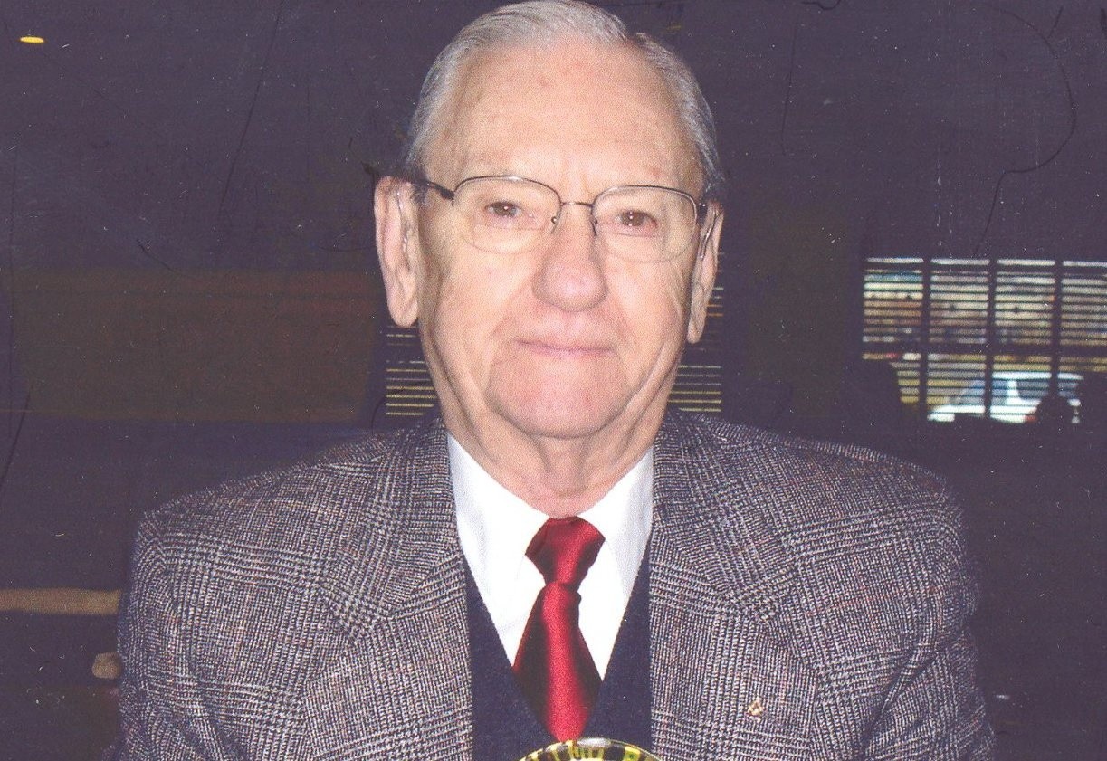 Lloyd E. Lippstreu Obituary Omaha, NE