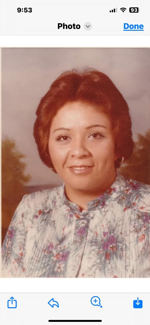 Obituary of Gloria Robles