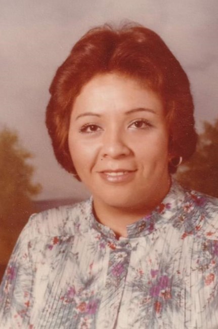 Obituary of Gloria Robles