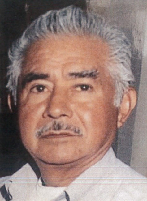 Obituary of Moises "El Grillo" Salinas