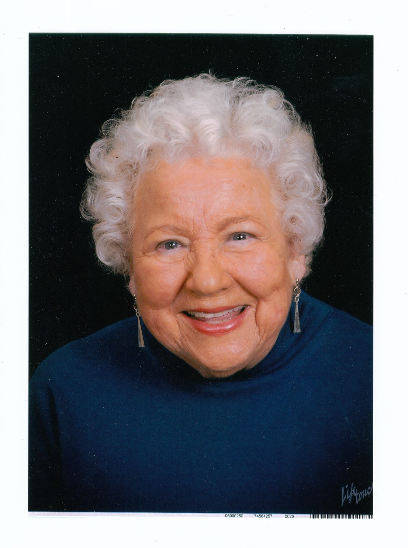 Obituary of Joyce Huggins Ayers