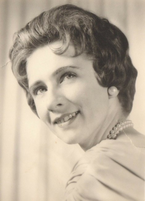 Obituary of Leah Halliday