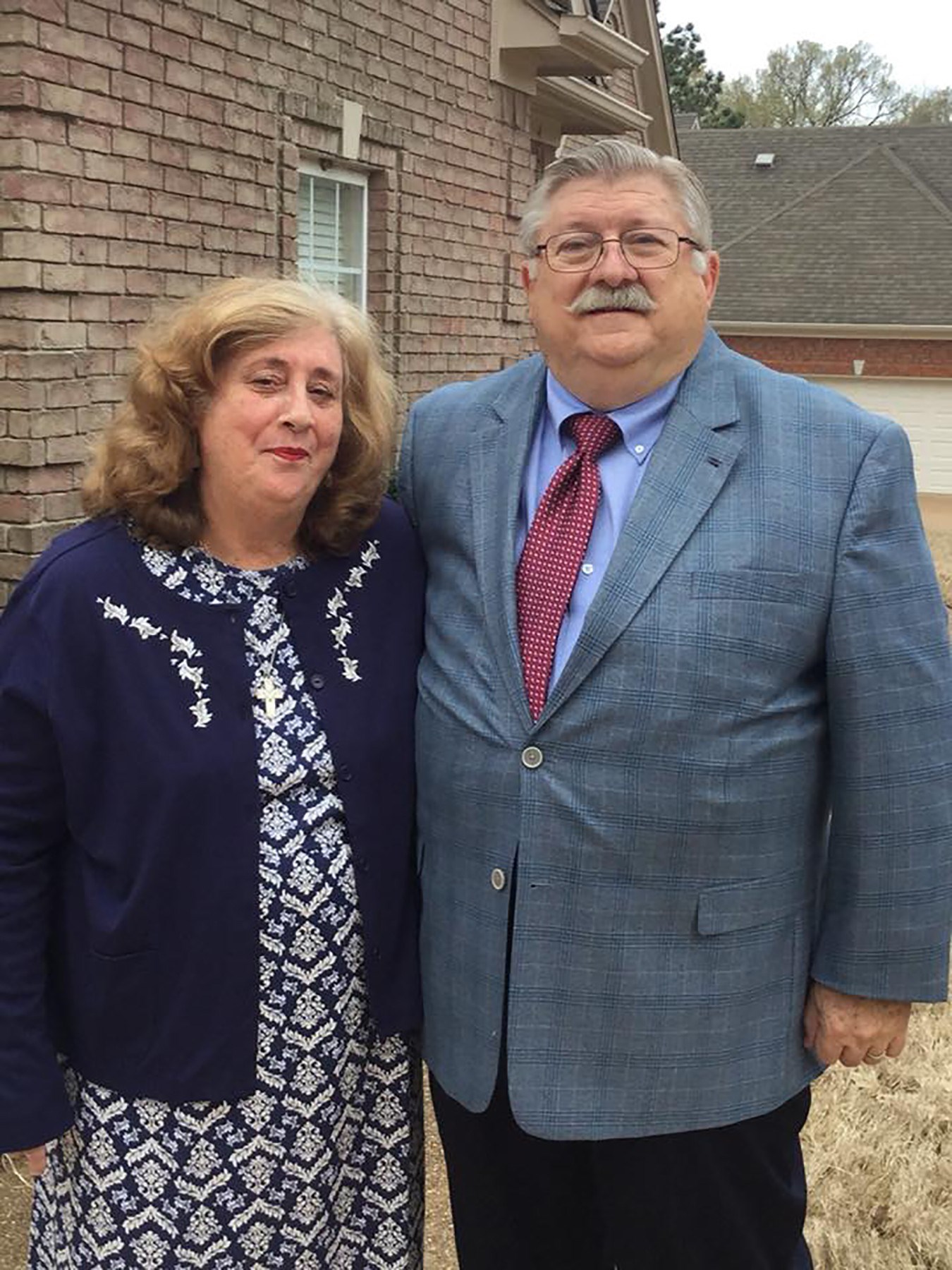 Obituary of Linda Hopkins Waldron