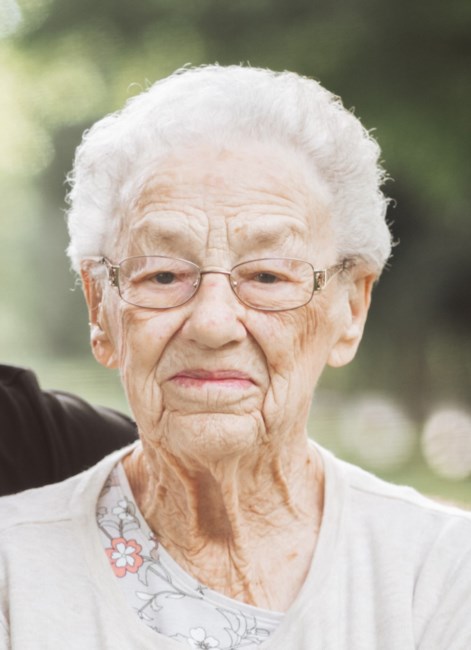 Obituary of Mary Helen Horrall