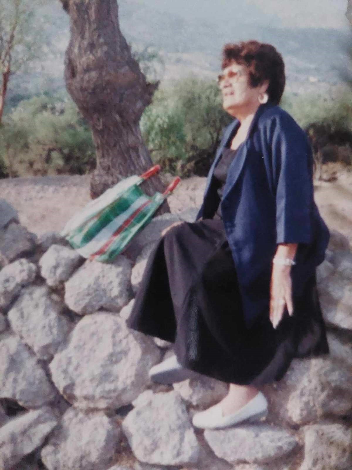 Obituary of Esther Garcia