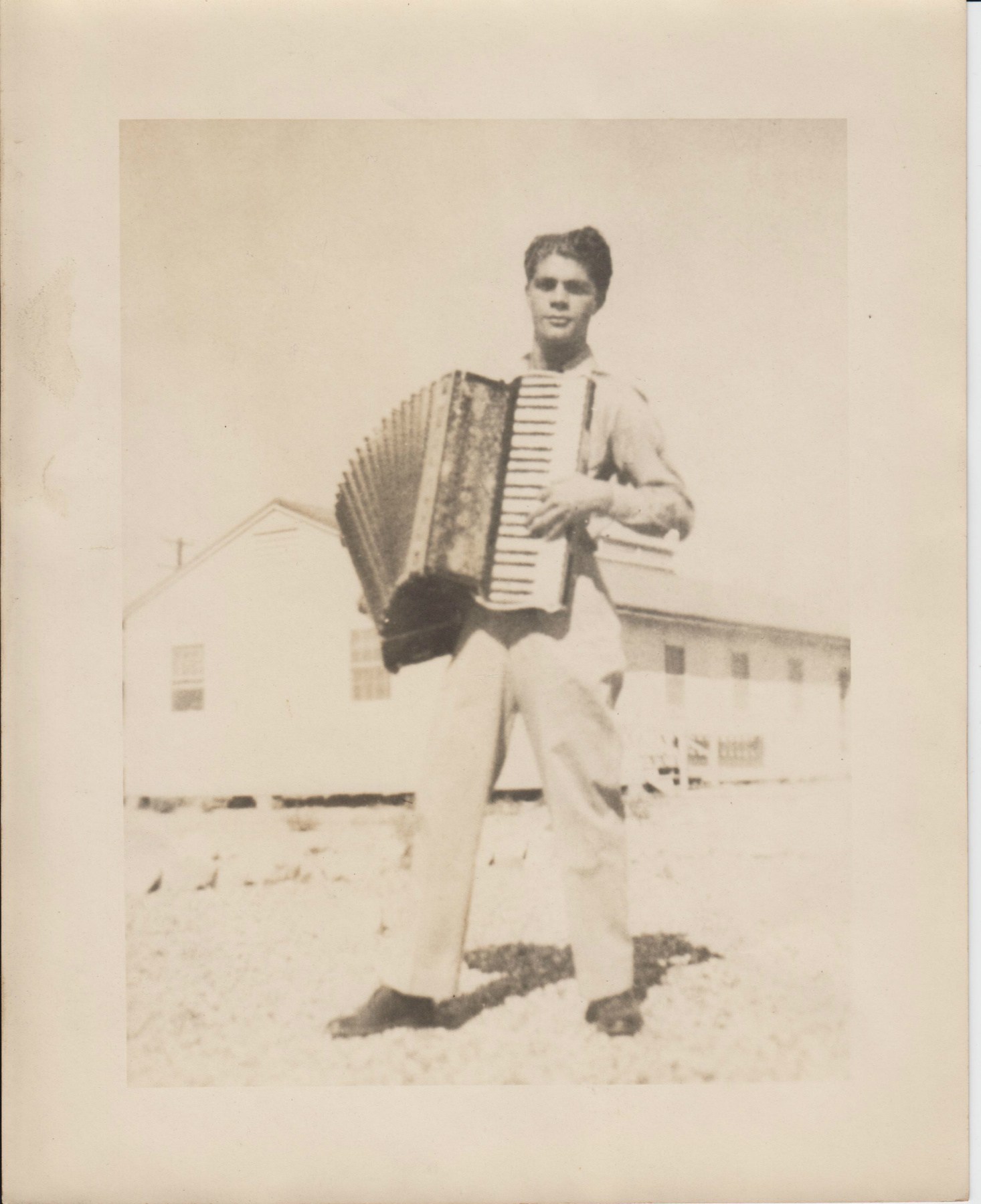 Obituary of Leonardo "Charlie" Caputo