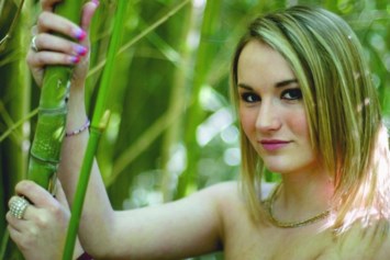 Obituary of Alora La Matry