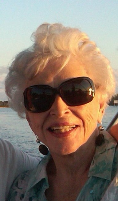 Obituario de Shirley Neal