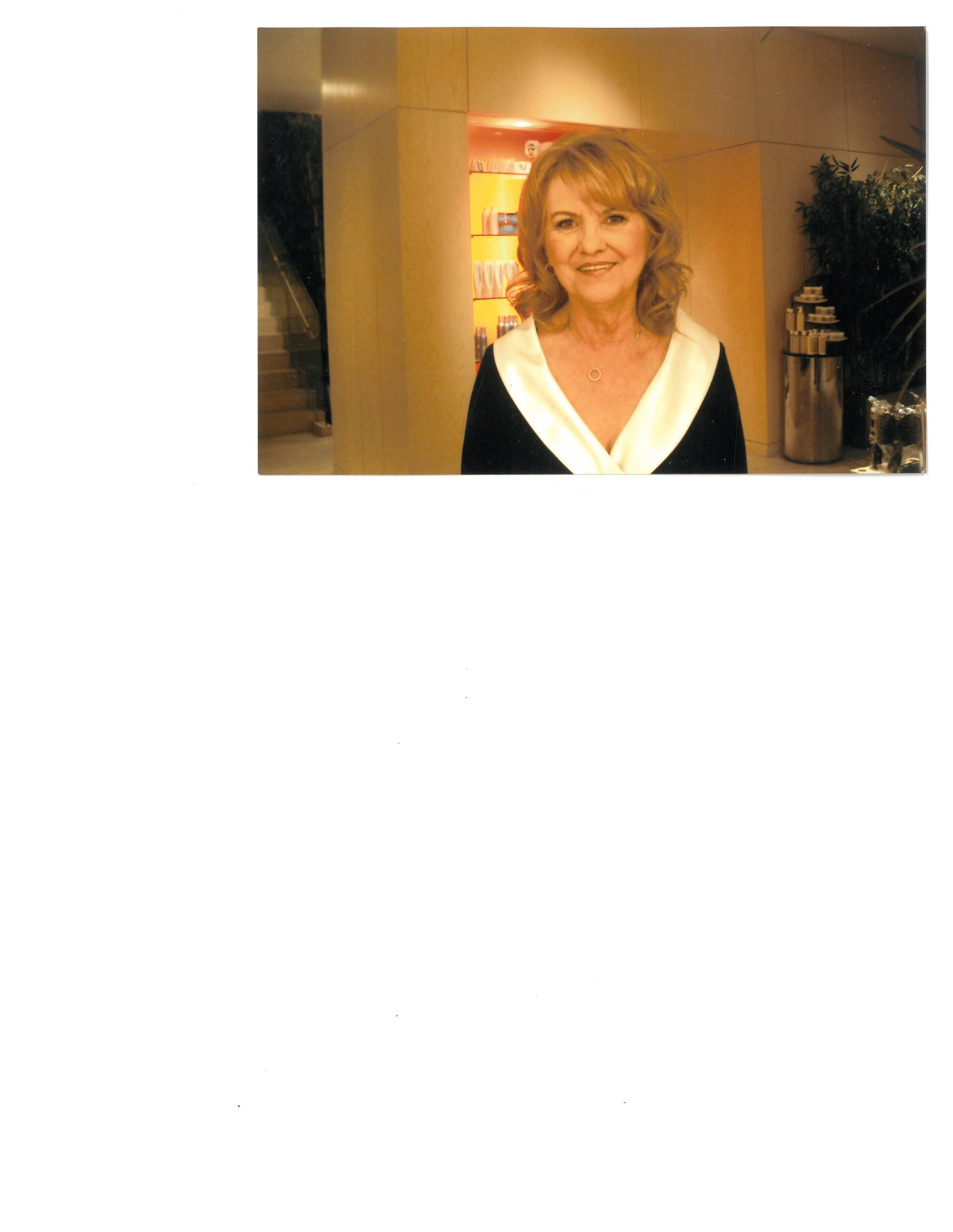 Avis de décès de Constance Therese Decker