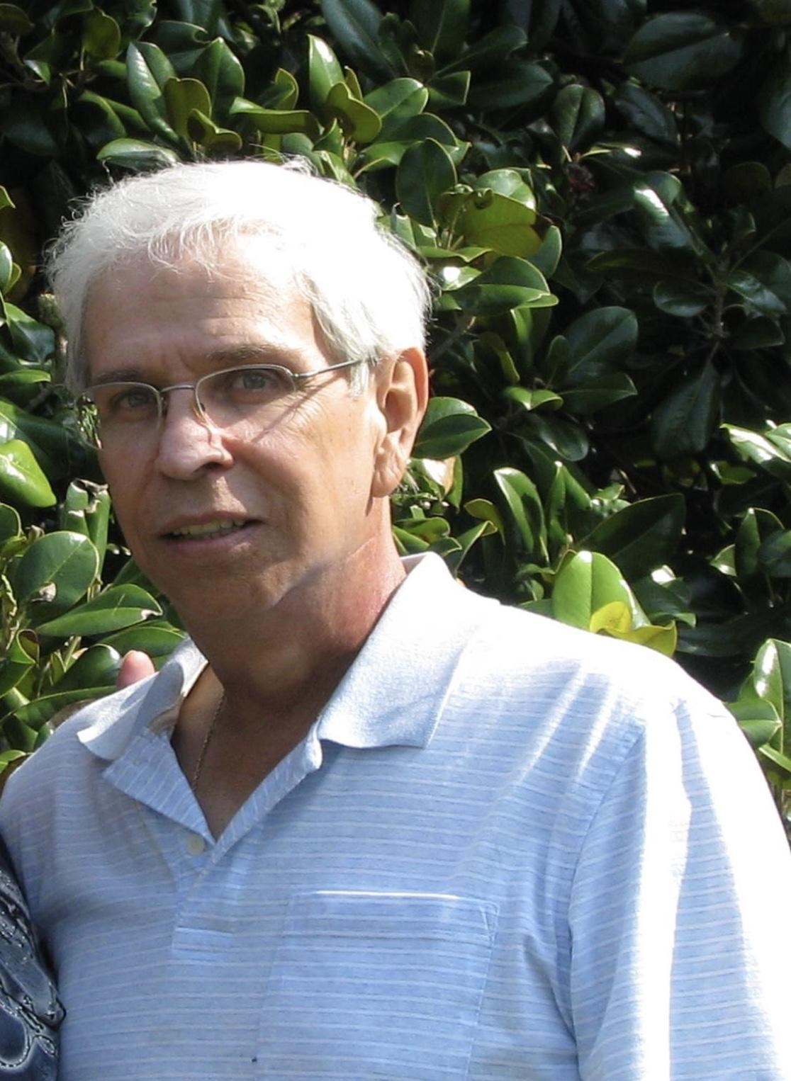 Obituary of Chuck "Duck" Samaniego