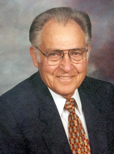 Obituario de Gilbert B Ward