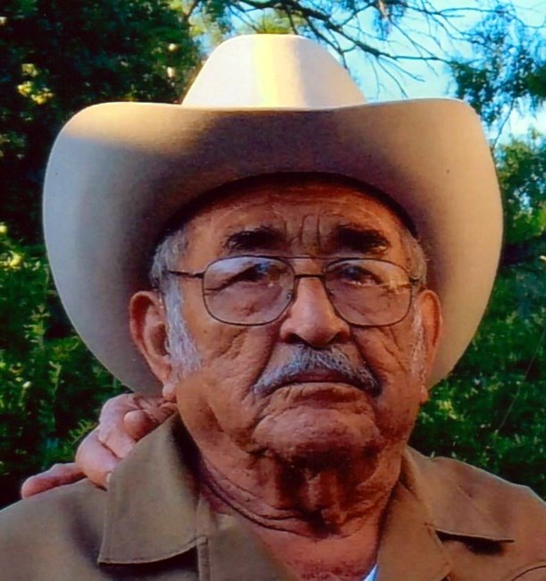 Obituario de Arturo M. Flores