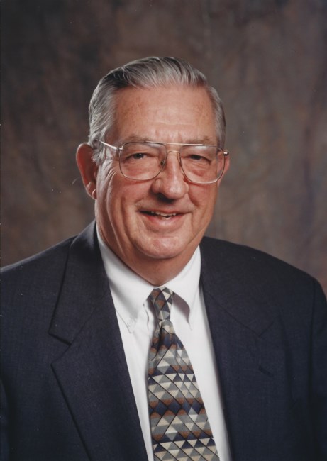 Obituary of Robert Dean Hovey