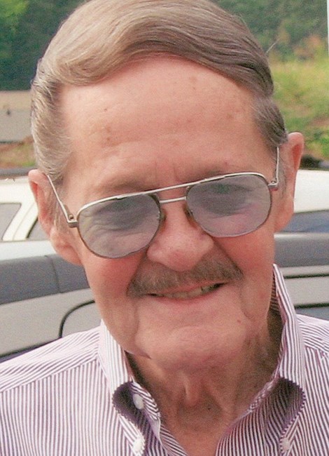 Obituary of Gordon Edwin Wade