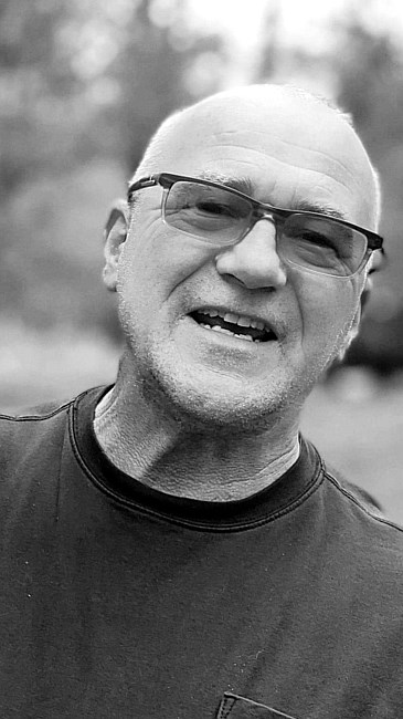 obituary image