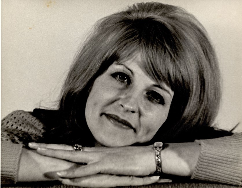 Obituary of Maureen Elizabeth Crane