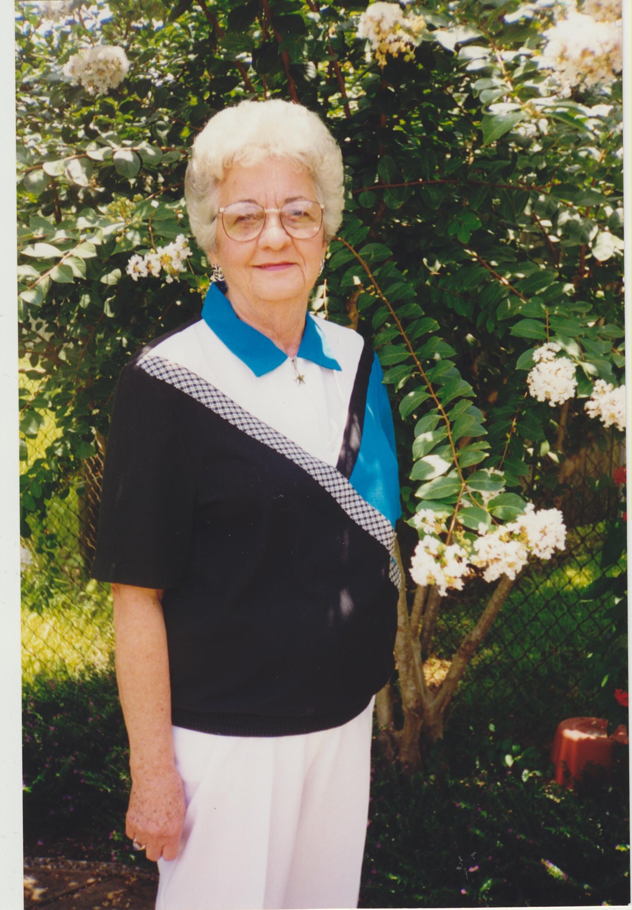 Obituary of Mary John Elliott