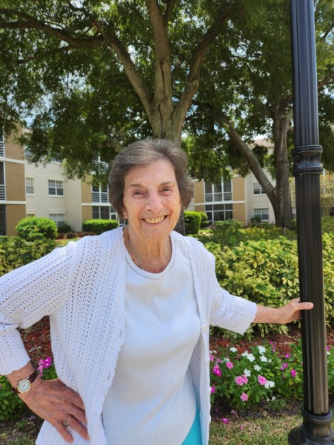 Obituary of Phyllis Marie McParland