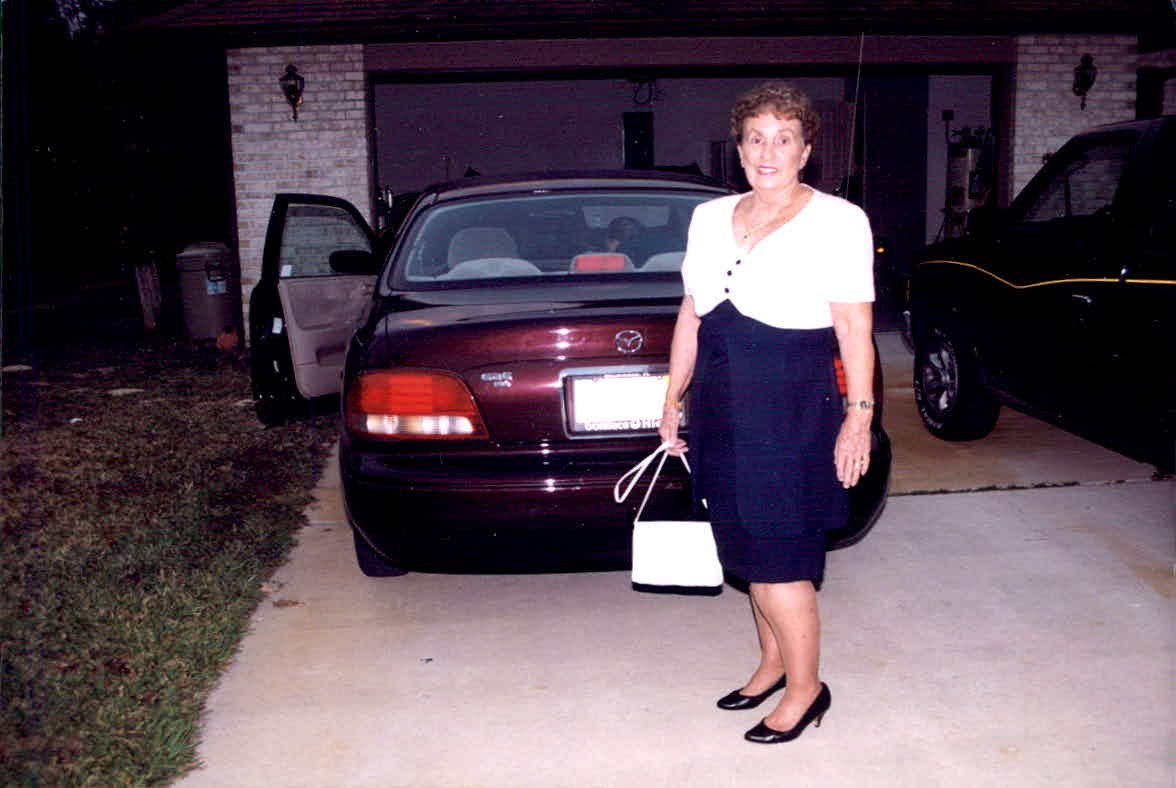 Obituary of Dolores Marie Connolly