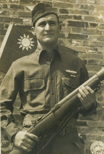 Obituary of Floyd Bollie A. Roy