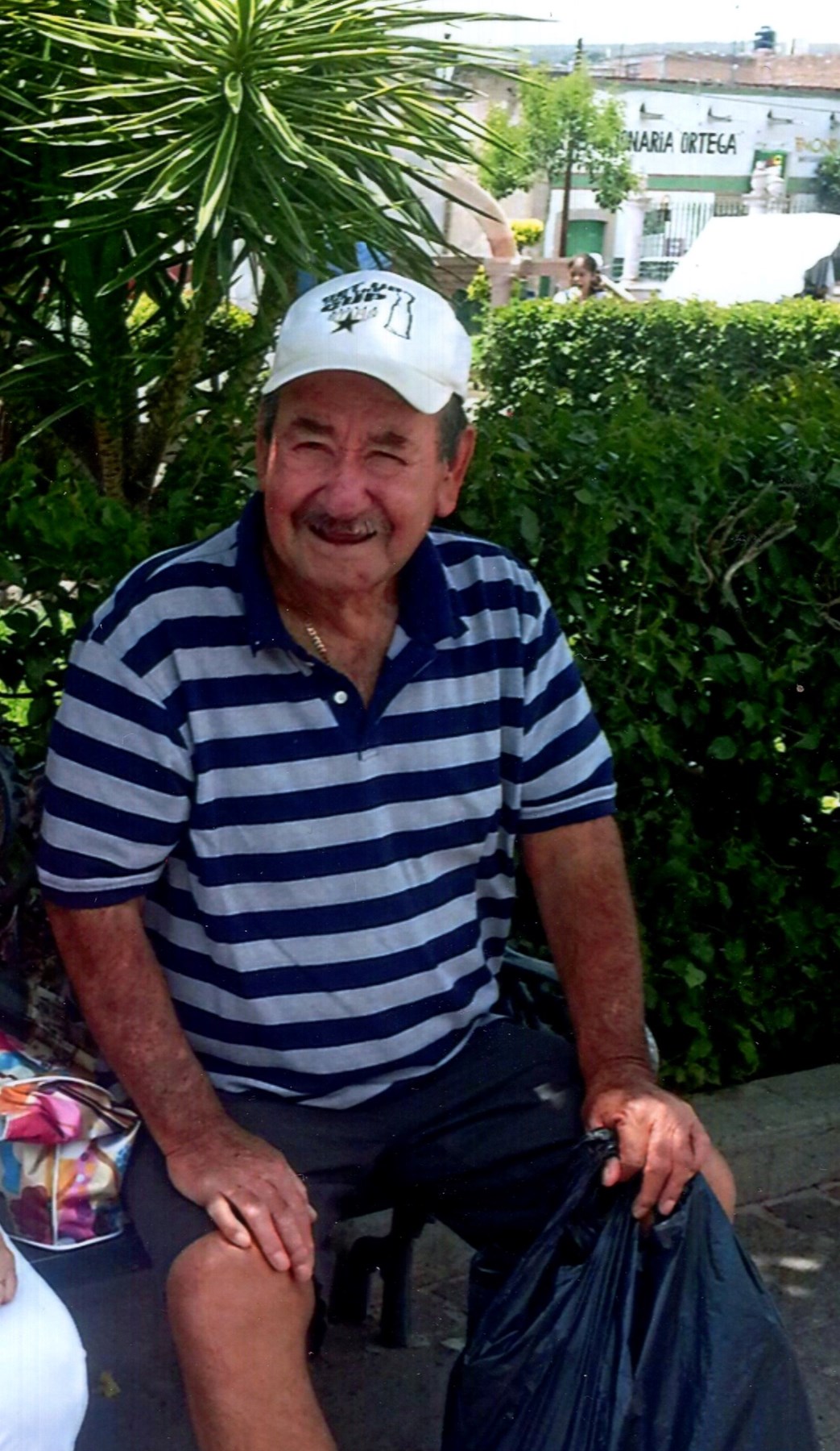 Obituary of Juan Oliva-Zavala
