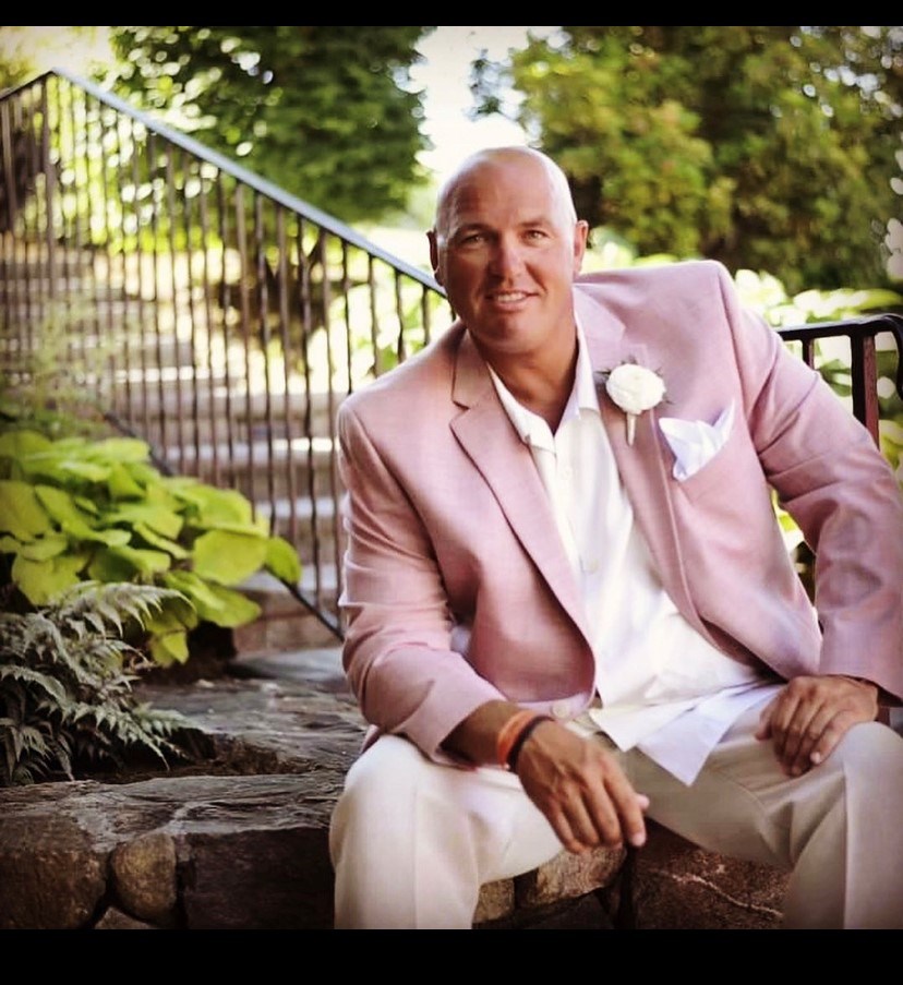 Obituario de Douglass Edward Tyla