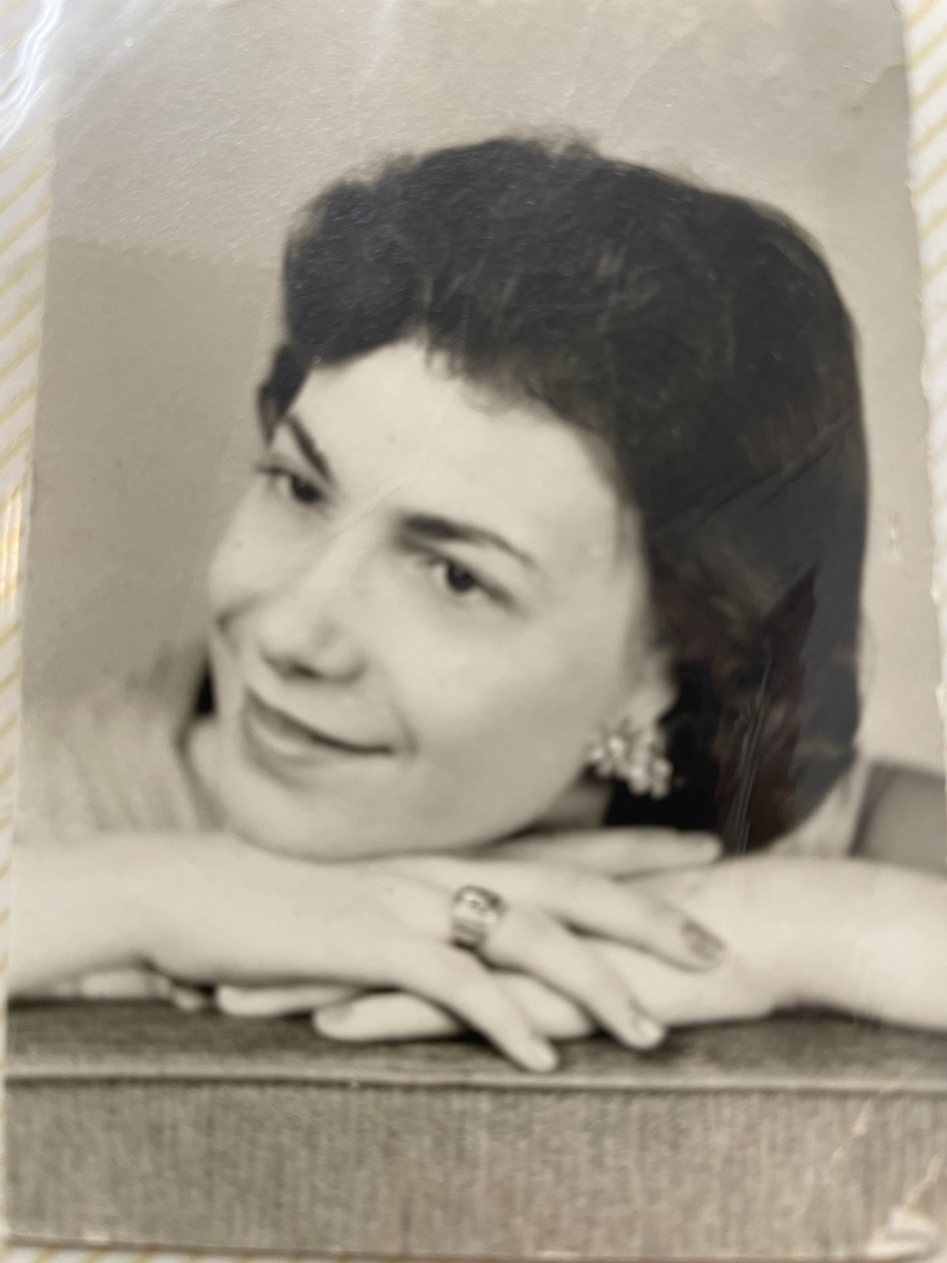 Obituary of Yvonne Singleton