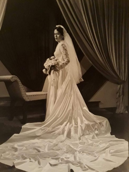 Avis de décès de Evangelina B Nava